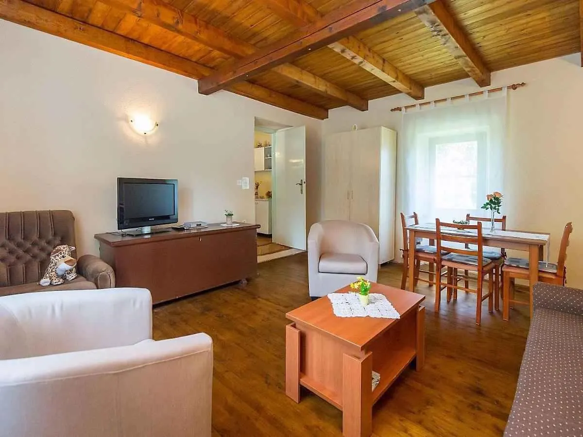 Holiday Home In Mali Turini 36021