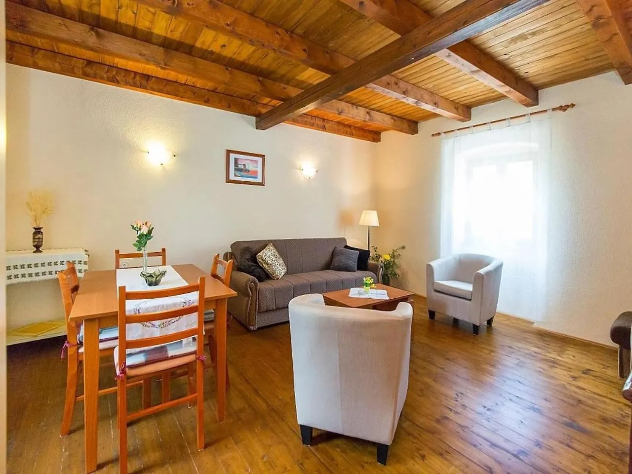 Holiday Home In Mali Turini 36021